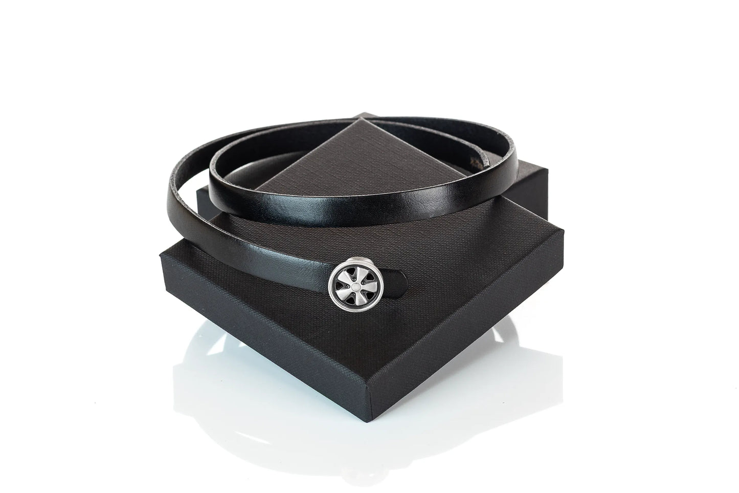 Lederarmband – mit 925 Silber – Altsilber gebürstetem Verschluss | im originalen Fuchsfelgen-Design